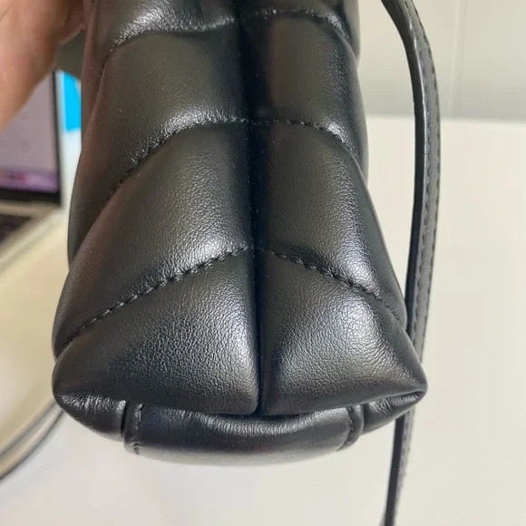 YSL Toy Loulou with black accents - Picture 3 of 8